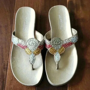 Kenneth Cole Reaction Beaded Sequined Sandals sz 8 Gold